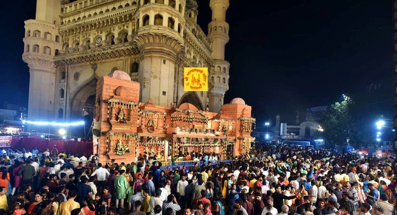 పాత బస్తీలో కొత్త దేవత,  బీజేపీ కోర్కెలు తీర్చేనా!