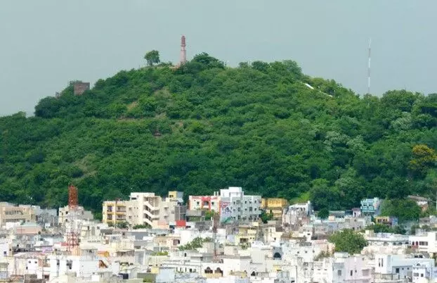 విజయవాడ గాంధీహిల్ గురించి తెలుసుకుందామా..