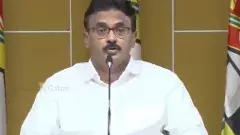 జగన్ సలహాదారుల నోళ్లకు ఈసీ కళ్లెం వేసిందా?