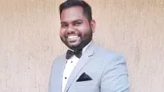 తండ్రి లేడు.. తల్లికి క్యాన్సర్..  అయినా సివిల్స్ లో ఆలిండియా ర్యాంక్