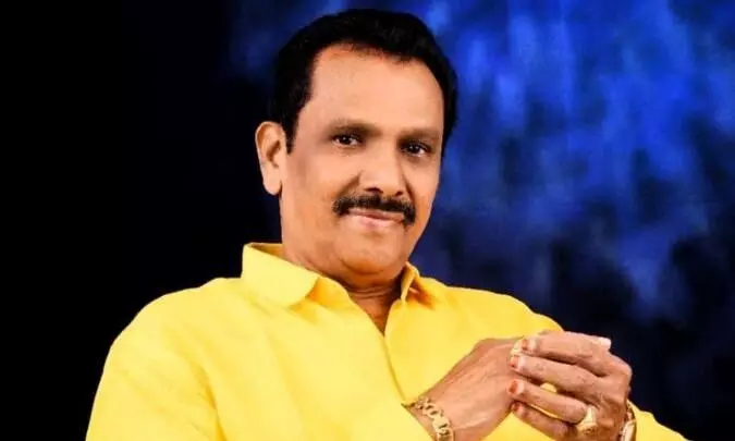 అన్నా నీతో ఉండలేను.. జగన్‌తో వెళ్తున్నా