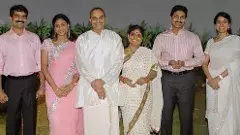 బావ జగన్ పై కత్తి దూసిన బ్రదర్ అనిల్.. వైఎస్ కుటుంబమంతా వీధుల్లోనే..