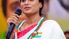 అన్న జగన్‌ను లేఖలతో బంధిస్తున్న షర్మిల