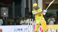 ధోని ఓ మానవాతీత శక్తి: ప్రశంసలు కురిపించిన ఆసీస్ మాజీ ఆల్ రౌండర్