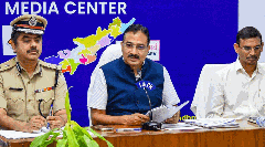 ఆ నియోజకవర్గాలపై ఈసీ స్పెషల్ ఫోకస్..