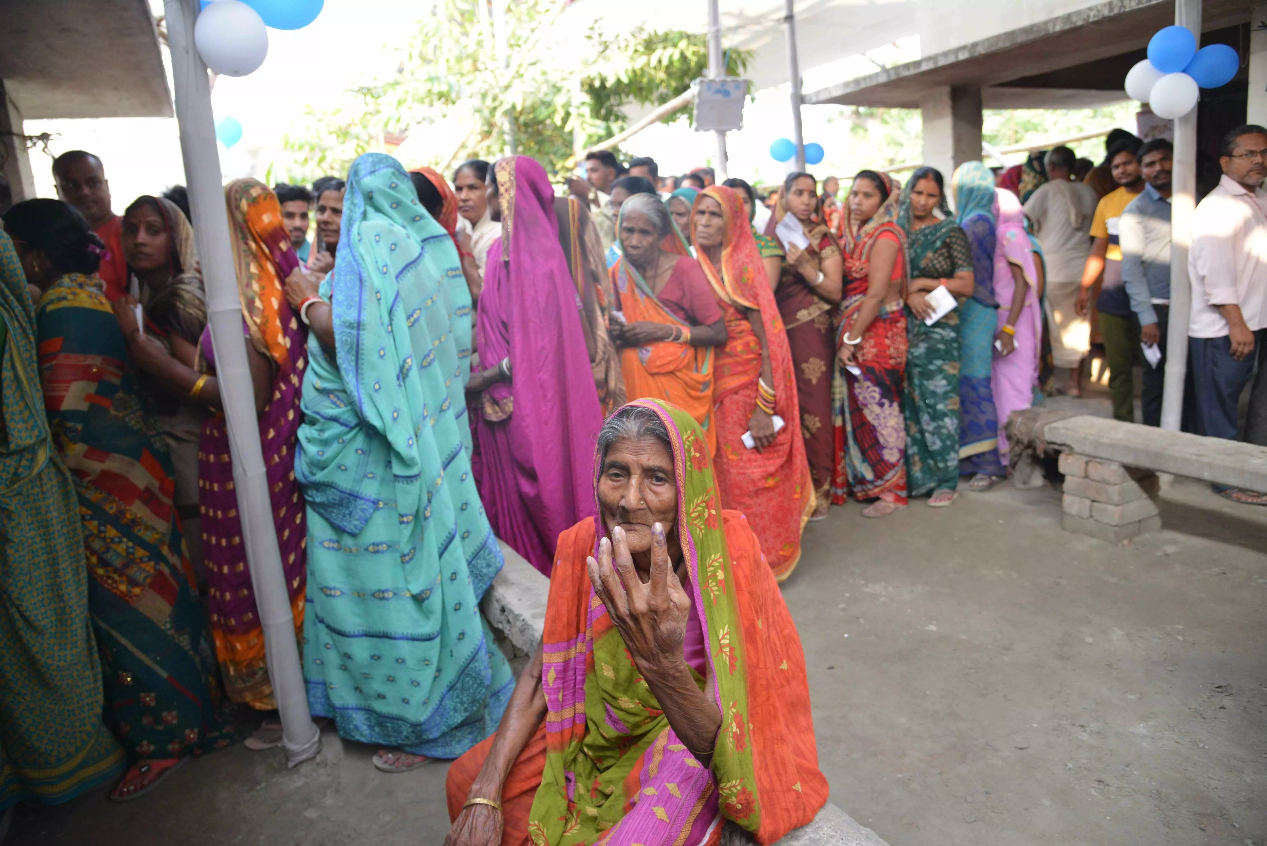 అయిదో రౌండ్  లోక్ సభ ఎన్నికల పోలింగ్ ప్రారంభం