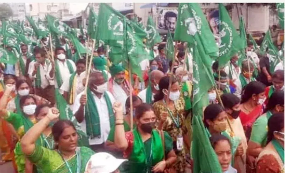 కదిపి .. కుదిపిన  అమరావతి 