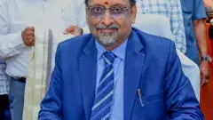 ఆంధ్రా కొత్త చీఫ్ సెక్రెటరీ నీరబ్ గురించి నాలుగు ముక్కలు