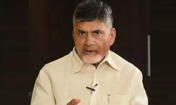 ప్రత్యేక హోదాపై చంద్రబాబుకు మేధావుల విన్నపం