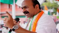 కమ్యూనిస్టులు ‘ మోదీ స్టైల్’ లో బిల్లులను ఆమోదిస్తున్నారు: కాంగ్రెస్