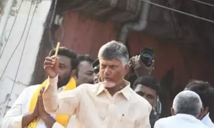 ఆ పెన్నుతోనే..  డీఎస్సీపై తొలి సంతకం