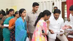 కీర్తించిన నోళ్లు ప్రశ్నించాయా?  వైఎస్ జగన్ ఏమన్నారు?