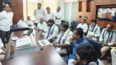 జగన్ కు.. పార్టీ నేతలు  మొహం చాటేశారా?