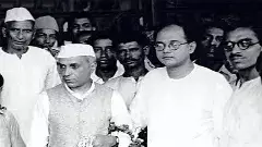 స్వాతంత్య్రం తర్వాత రాజకీయాలు ఎలా వక్రమార్గం పట్టాయంటే...