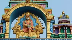 బాబా విగ్రహాలు ఆలయాల్లో ఉండకూడదు: హైకోర్టుకు వెళ్లిన అర్చకుడు