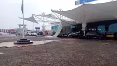 నిన్న ఢిల్లీలో.. నేడు గుజరాత్‌లో..కూలిన టెర్మినల్ పైకప్పులు