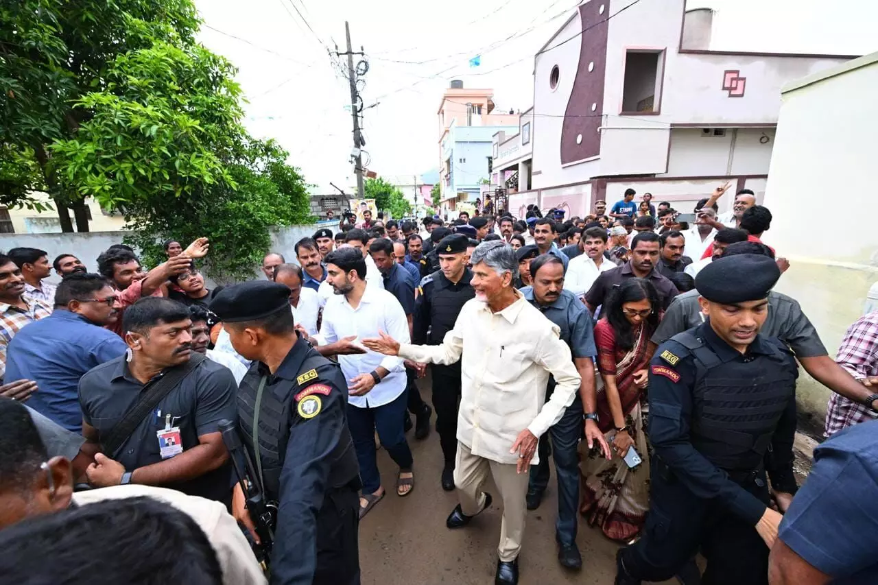 పెన్షన్‌లు ఇస్తే పండగవుతుందా..?