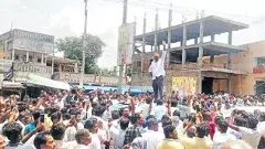 చట్టాలను చేతిలోకి తీసుకున్న ఎమ్మెల్యే కొలికపూడి