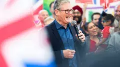 కన్జర్వేటివ్ లను స్మార్ట్ గా ఓడించిన స్టార్మర్