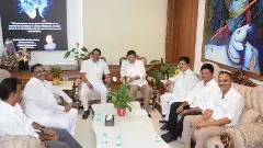 మంత్రితో BRS ఎమ్మెల్యేలు భేటీ... జస్ట్ మర్యాదపూర్వకంగానే...