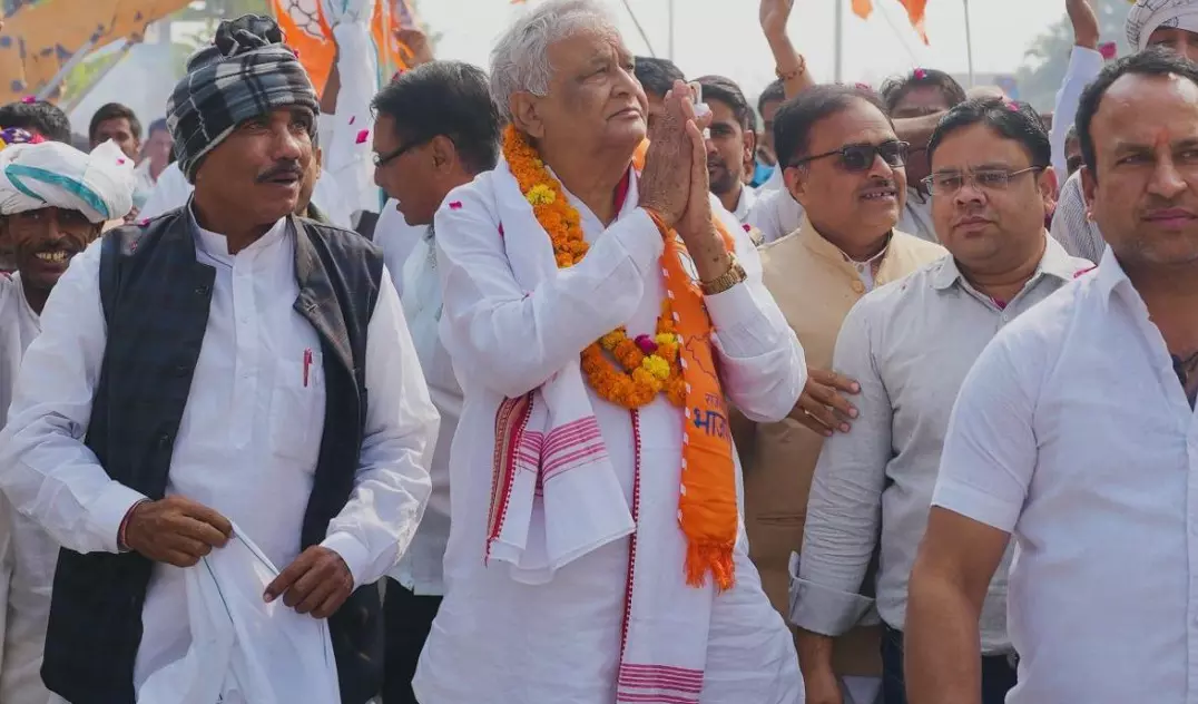 రాజస్థాన్: రాజీనామాతో అగ్గి రాజేశారు రాజస్థాన్: రాజీనామాతో అగ్గి రాజేశారు