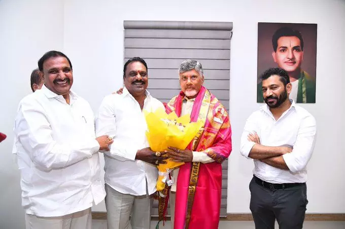 చంద్రబాబుతో బీఆర్ఎస్ ఎంఎల్ఏల భేటీ... రాజకీయం మొదలైందా ?