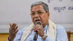 కర్ణాటక సీఎం సిద్ధరామయ్య భార్య, మరో ఇద్దరిపై ఫిర్యాదు