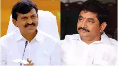 మొత్తం వీళ్ళిద్దరే  చక్కబెడుతున్నారా ?