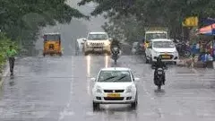 తెలంగాణలో  మూడురోజుల పాటు భారీవర్షాలు, ఐఎండీ రెడ్ అలర్ట్ జారీ