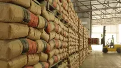 సిమెంట్ యుద్ధంలో గెలిచేది ఎవరూ ? ఆదిత్య బిర్లా.. అదానీ గ్రూప్ ?