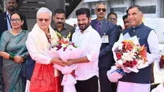 తెలంగాణ గవర్నర్ కి సీఎం స్వాగతం