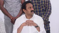 వైసీపీకి ఆళ్లనాని రాజీనామా.. కారణం అదేనంటూ..