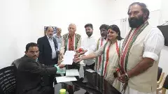 తెలంగాణలో నామినేషన్ వేసిన అభిషేక్ మను సింఘ్వీ