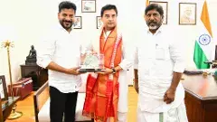 కేంద్రమంత్రి సింధియాతో రేవంత్, భ‌ట్టి భేటీ