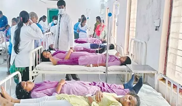 హాస్టళ్లలో ఏమి జరుగుతోంది?