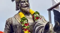 మహారాష్ట్ర రాజకీయాలలో పెనుదుమారం సృష్టించిన శివాజీ విగ్రహం!