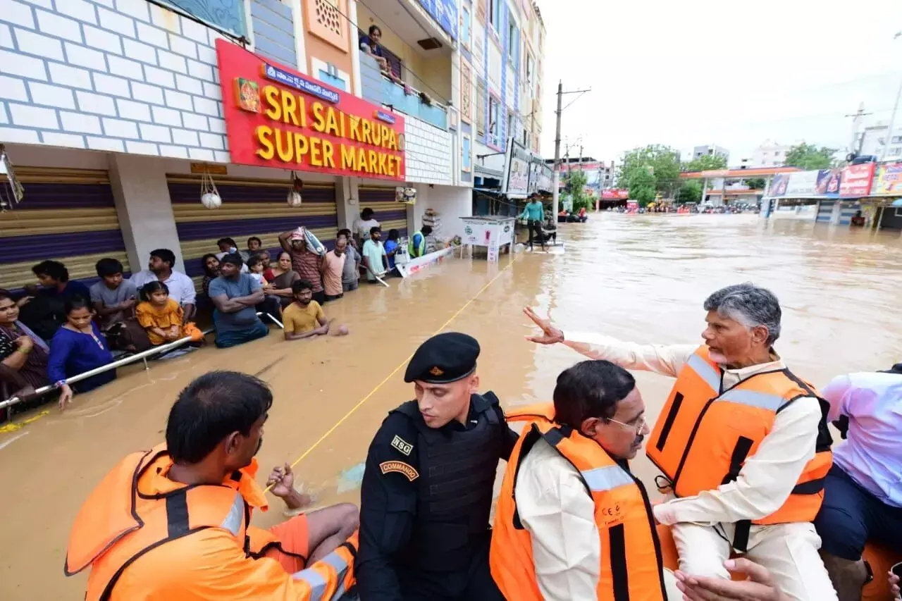 ఏపీలో వరదలకు ఎంత మంది ప్రాణాలు పోగొట్టుకున్నారంటే..