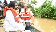 అనారోగ్యంలోనూ పర్యటించిన పవన్ కల్యాణ్.. సమస్యలు పరిష్కరిస్తామని హామీ..