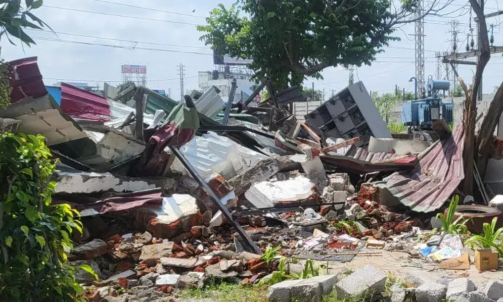 హైడ్రా ఎఫెక్ట్: బెయిల్ కోసం అధికారుల యత్నాలు