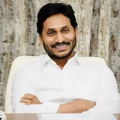 వైసీపీపై కాపు నేతలకు నమ్మకం పోయిందా?