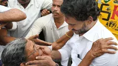 డైవర్షన్‌ పాలిటిక్స్‌లో చంద్రబాబు సిద్ధ హస్తుడు :  వైఎస్‌ జగన్‌