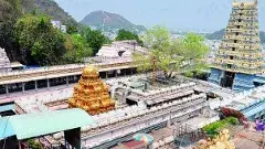 తెరపైకి దుర్గమ్మ లడ్డూ ప్రసాదం తయారీలోనూ లోపాలు