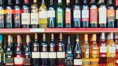 వైన్‌ షాపుల కోసం ప్రైవేటు వ్యక్తుల ఆరాటం