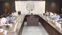 ఏపీలో 15 శాతం గ్రోత్‌ రేట్‌ లక్ష్యంగా ప్రభుత్వం పనిచేయాలి