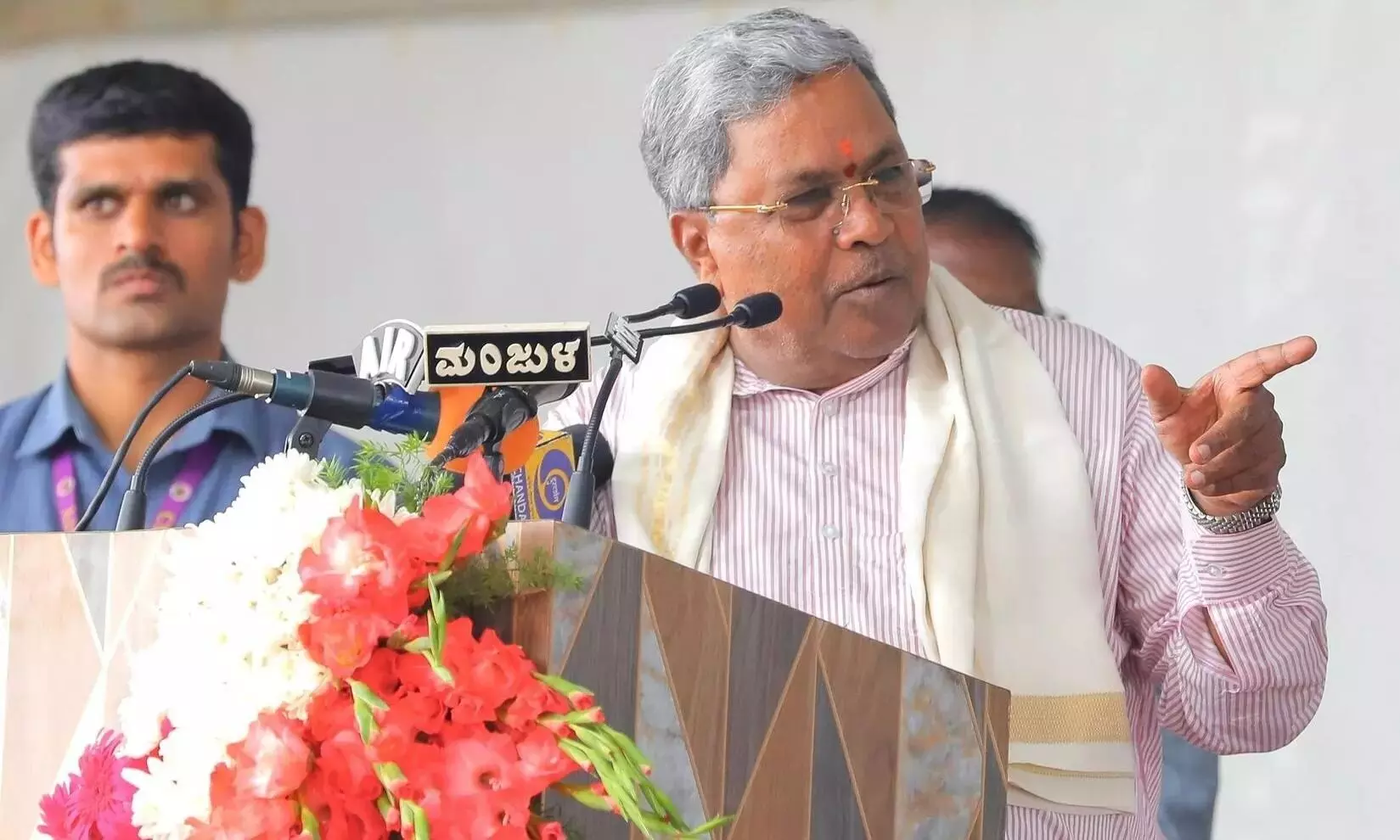 ‘రాజీనామా చేయనుగాక చేయను’