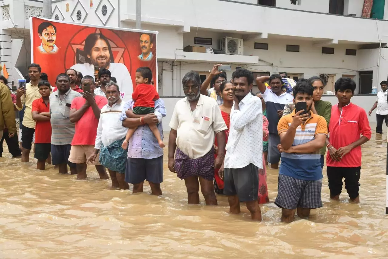 వరదలకు ఖర్చు చేసిన వివరాలివే..కొవ్వొత్తులకు, అగ్గిపెట్టెలకు ఎంతంటే