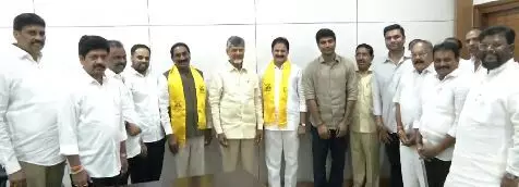 టీడీపీలో చేరిన మాజీ ఎంపీలు మోపిదేవి, బీదా