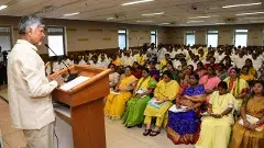 టీడీపీ ప్రజా ప్రతినిధులకు క్లాస్‌ పీకిన సీఎం చంద్రబాబు