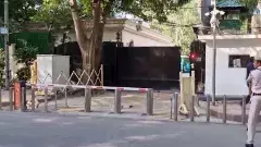 కేజ్రీవాల్‌పై ‘హైటెక్ టాయిలెట్ మిస్సింగ్’ ఆరోపణలు