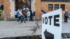 అమెరికా ఎన్నికలు- అప్ డేట్స్: కమలకే ఛాన్స్ అంటున్న సర్వేలు